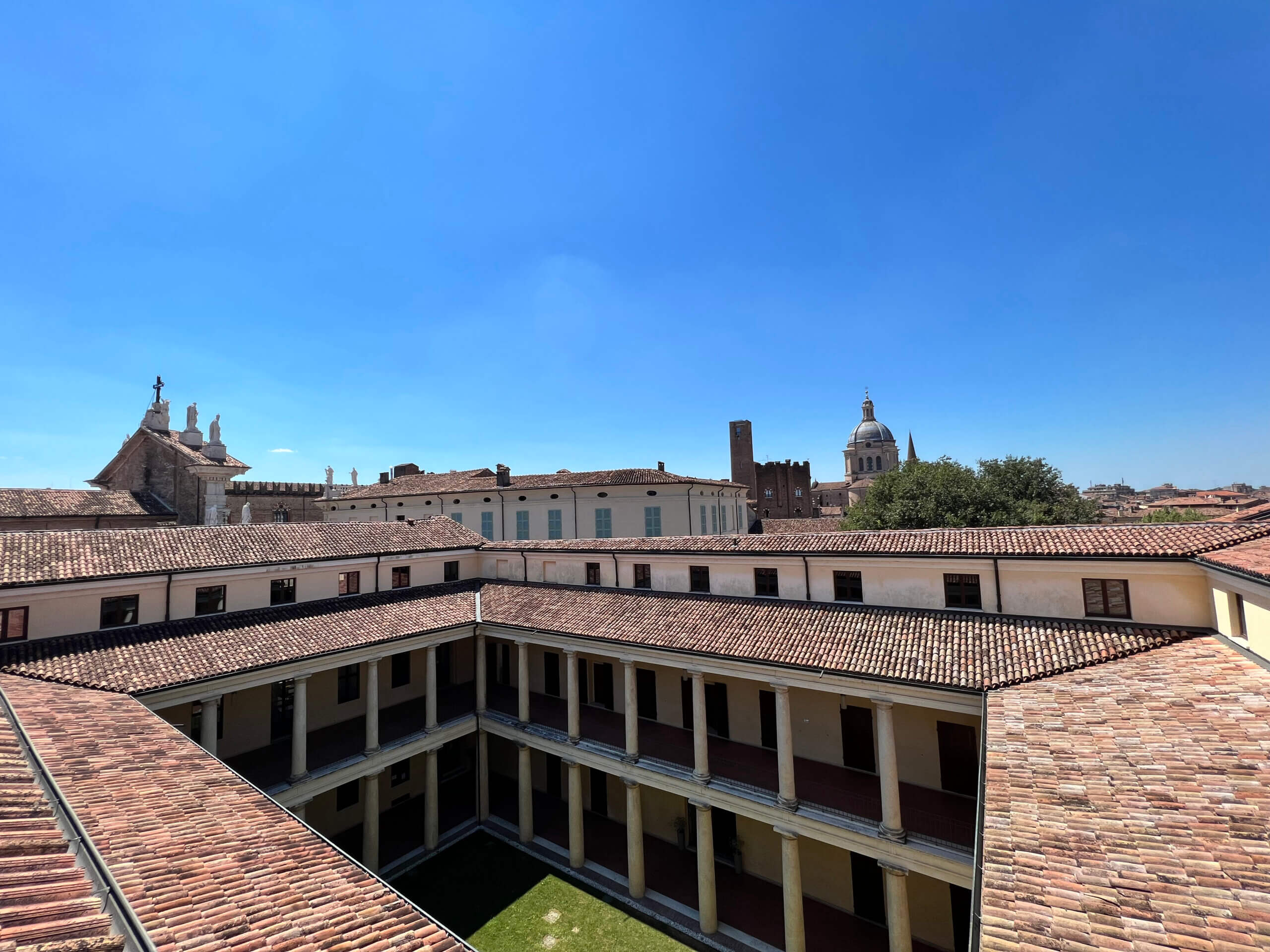 Mantua campus of Unicollege